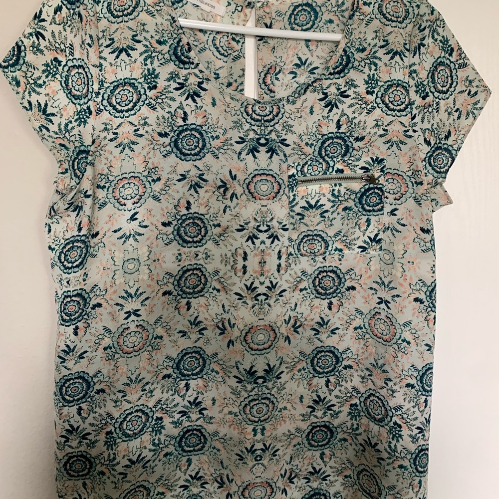 Maurice’s top